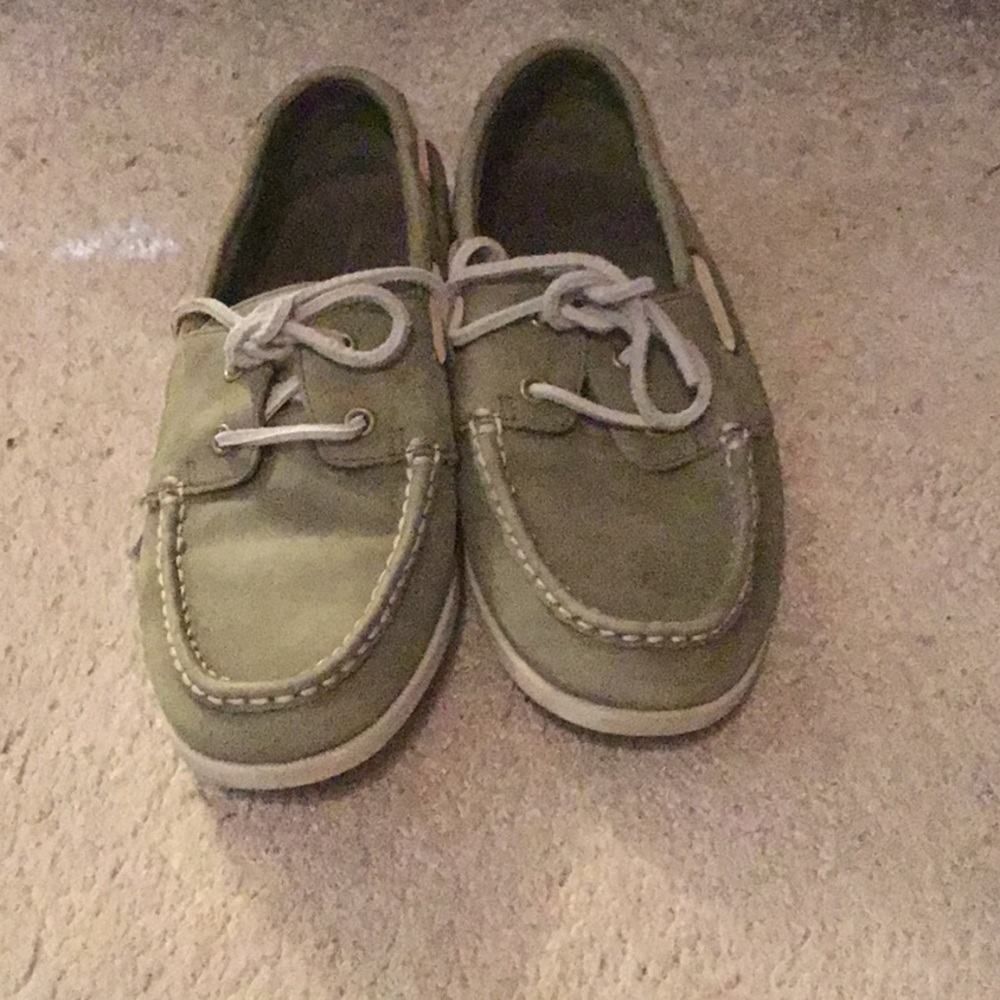 Green boat shoes